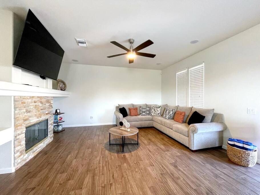 Home In Indio Coachella Exterior photo